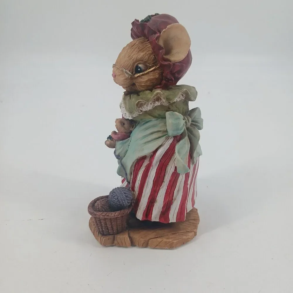Vintage Patriotic Patriotic Mouse Figurine USA Flag Overall Dress Red White Blue